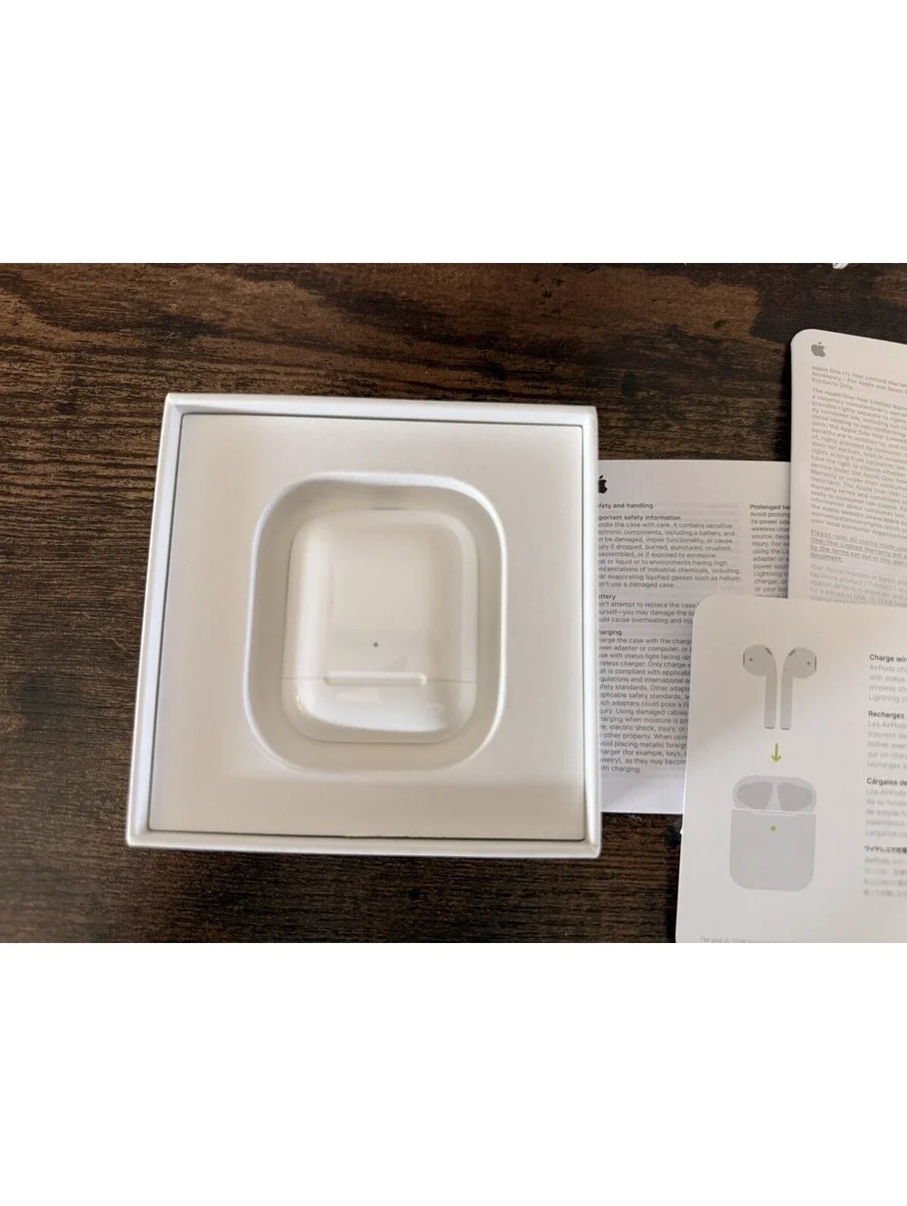 Apple Wireless Charging Case for AirPods 2nd Gen Compact White A1938 *No Charger